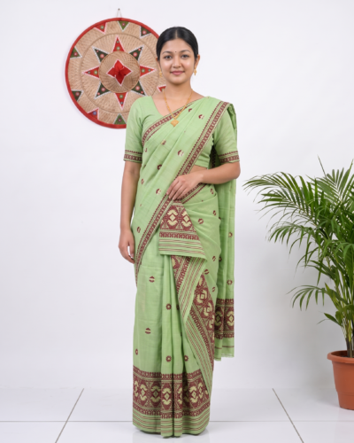 Kesapat Cotton Sador Mekhela with unstitched Blouse piece (Handmade)