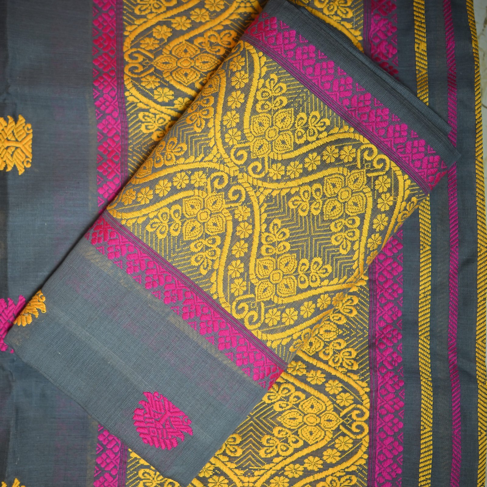 Kesapat Cotton Sadar Mekhela (Handmade) - Image 5